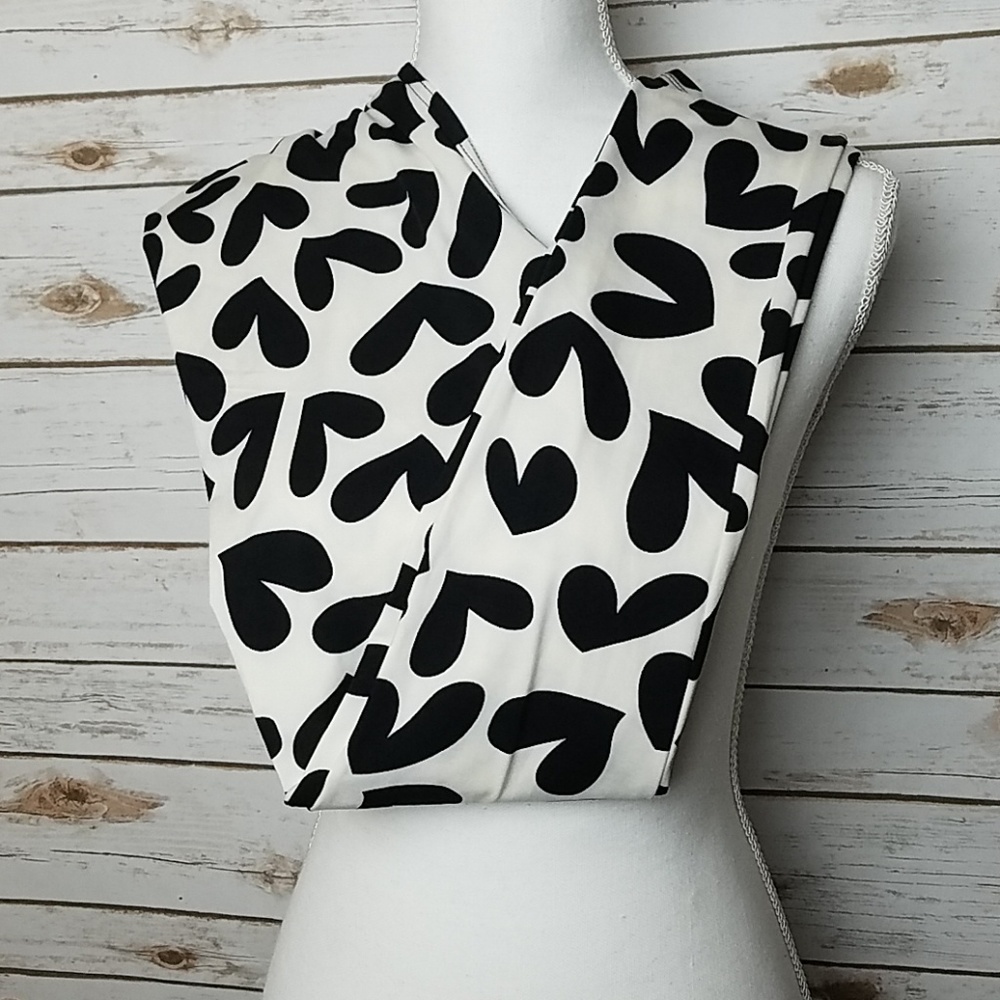 Black and White Print Leggings